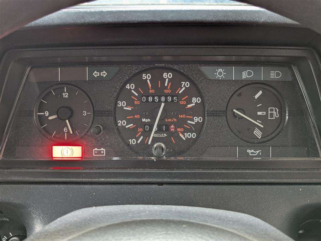 <p>2002 CITROEN C15 CHAMP 765 D</p>