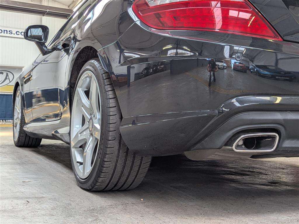 <p>2012 MERCEDES-BENZ SLK250 AMG SPORT CDI BLUE</p>