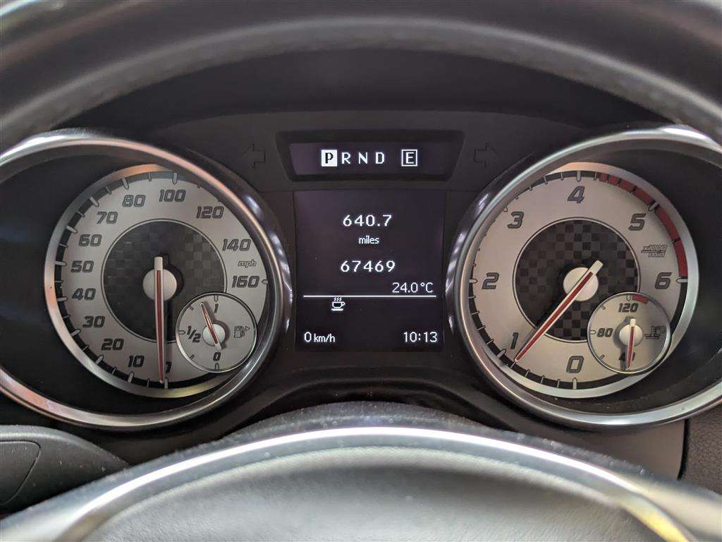 <p>2012 MERCEDES-BENZ SLK250 AMG SPORT CDI BLUE</p>