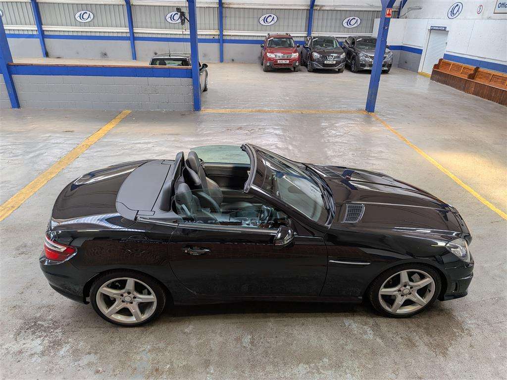 <p>2012 MERCEDES-BENZ SLK250 AMG SPORT CDI BLUE</p>
