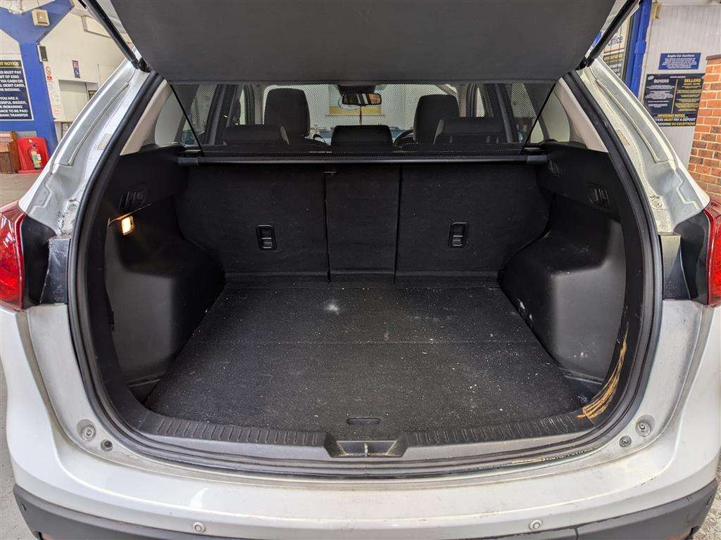 <p>2013 MAZDA CX-5 SPORT NAV D</p>