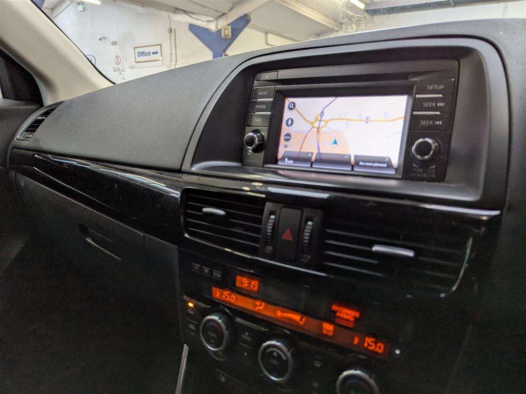 <p>2013 MAZDA CX-5 SPORT NAV D</p>