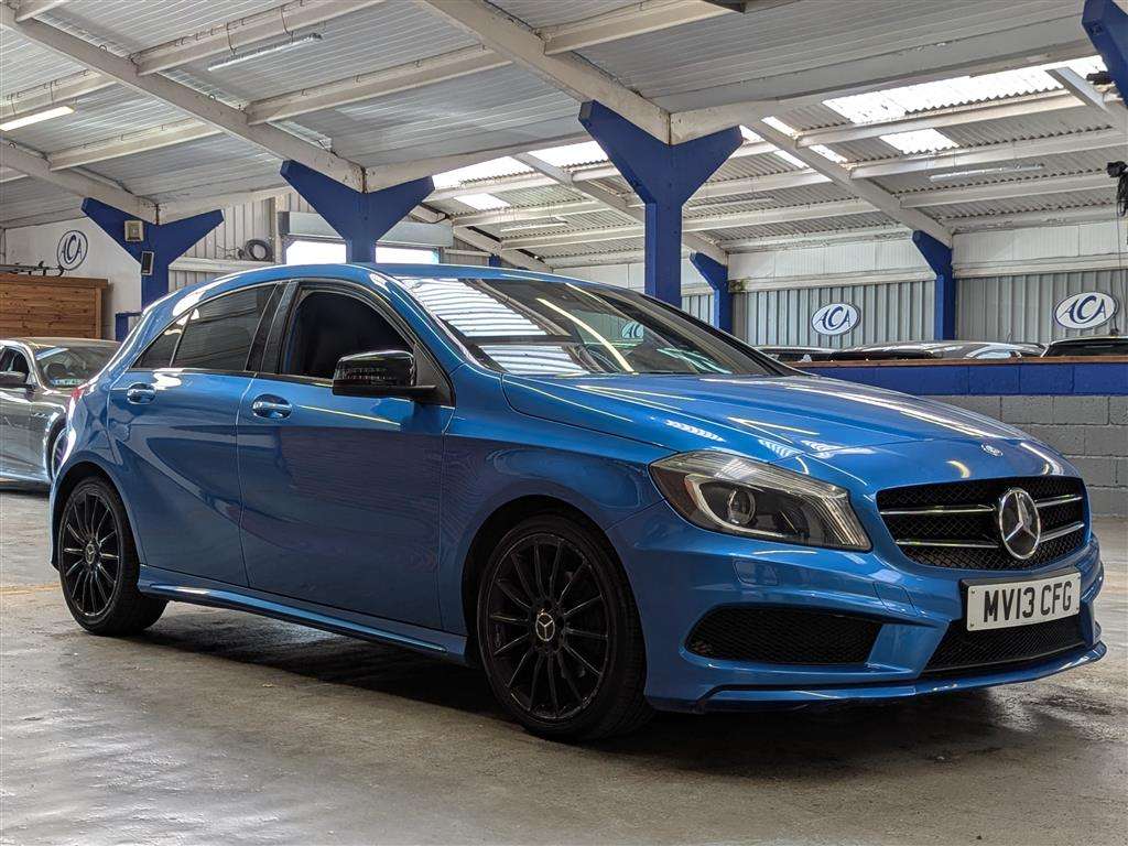 <p>2013 MERCEDES-BENZ A180 BLUE-CY AMG SPORT CD</p>