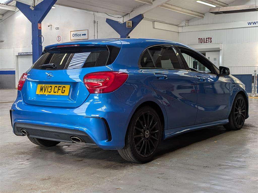 <p>2013 MERCEDES-BENZ A180 BLUE-CY AMG SPORT CD</p>