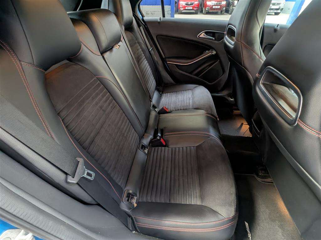 <p>2013 MERCEDES-BENZ A180 BLUE-CY AMG SPORT CD</p>