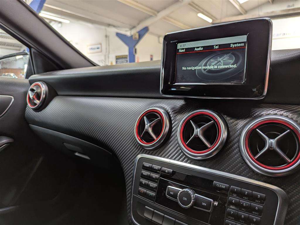<p>2013 MERCEDES-BENZ A180 BLUE-CY AMG SPORT CD</p>
