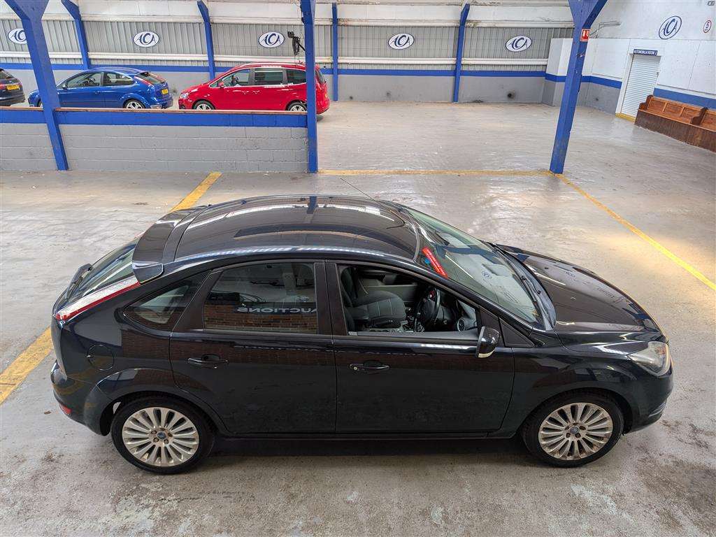 <p>2010 FORD FOCUS TITANIUM 100</p>