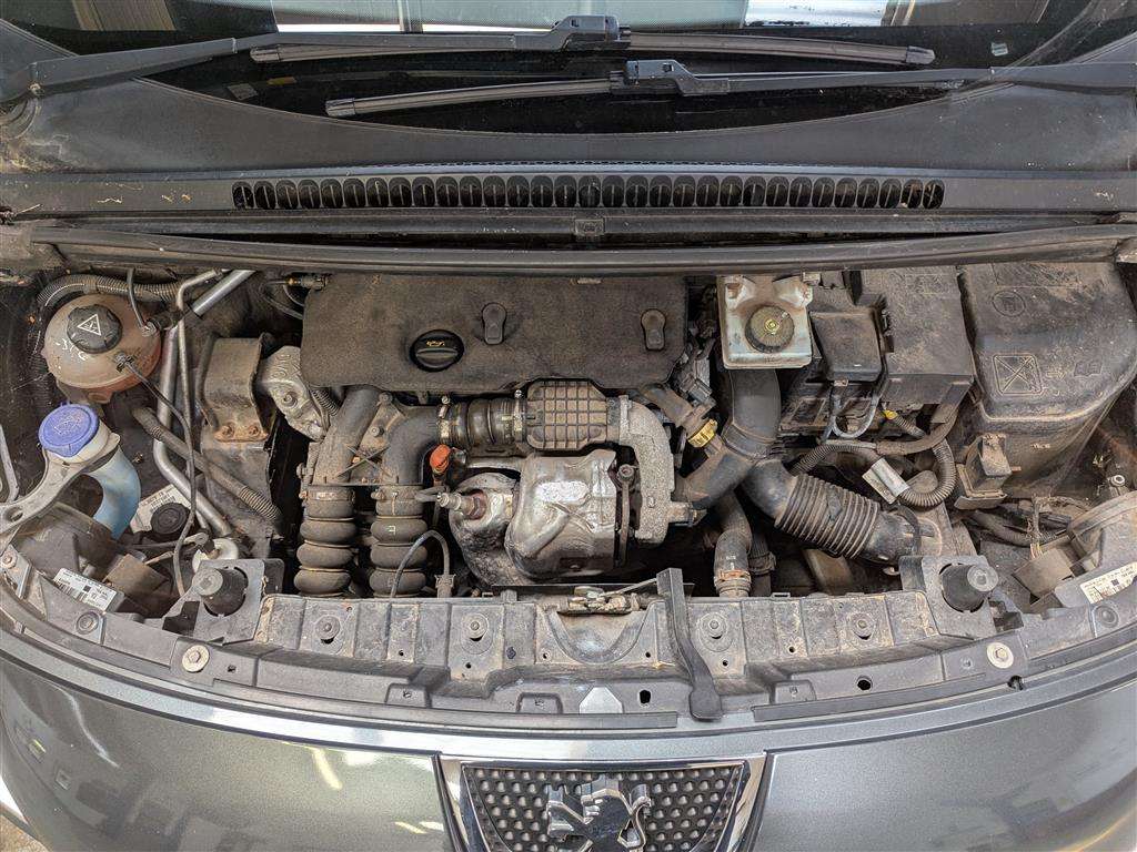 <p>2011 PEUGEOT 3008 SPORT HDI</p>