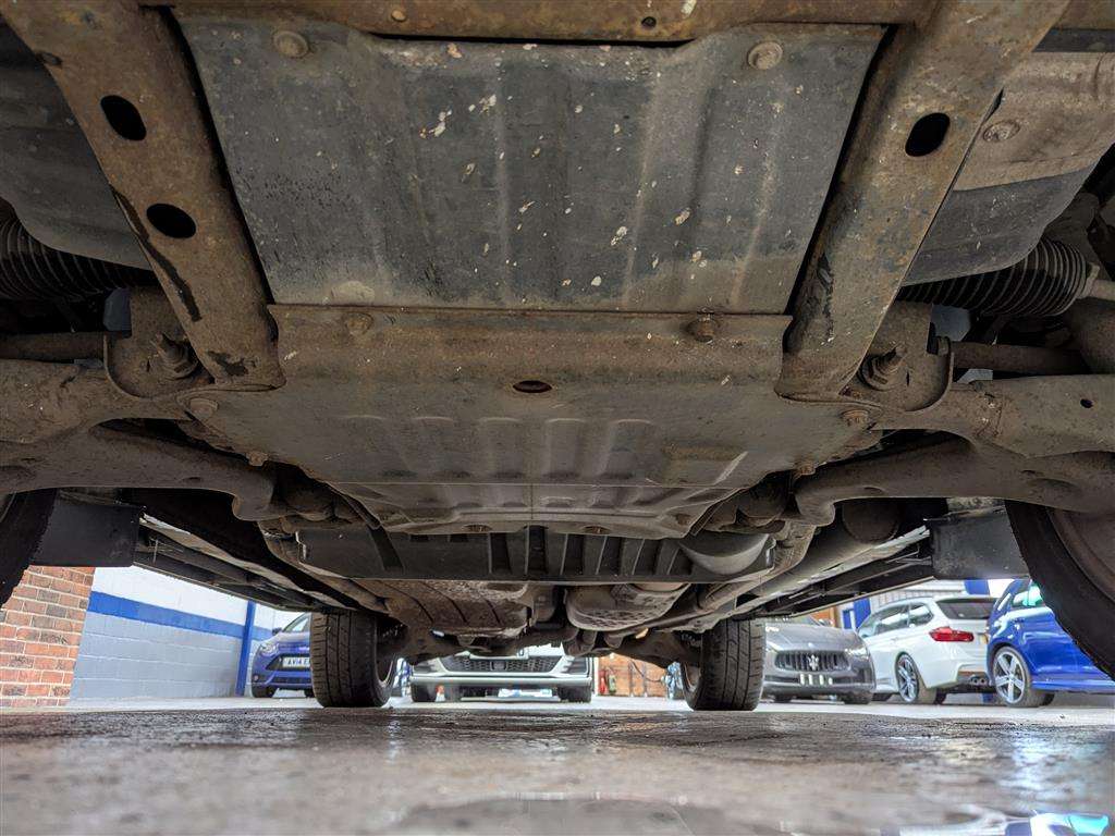 <p>2011 LAND ROVER DISCOVERY HSE SDV6 AUTO</p>