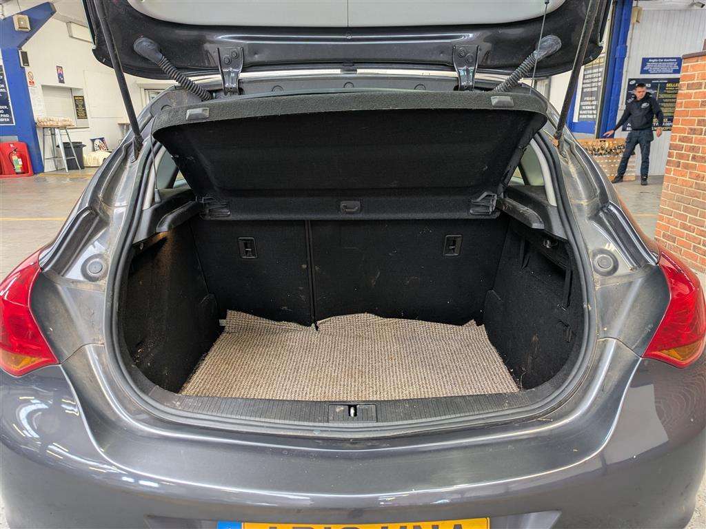 <p>2012 VAUXHALL ASTRA ACTIVE</p>