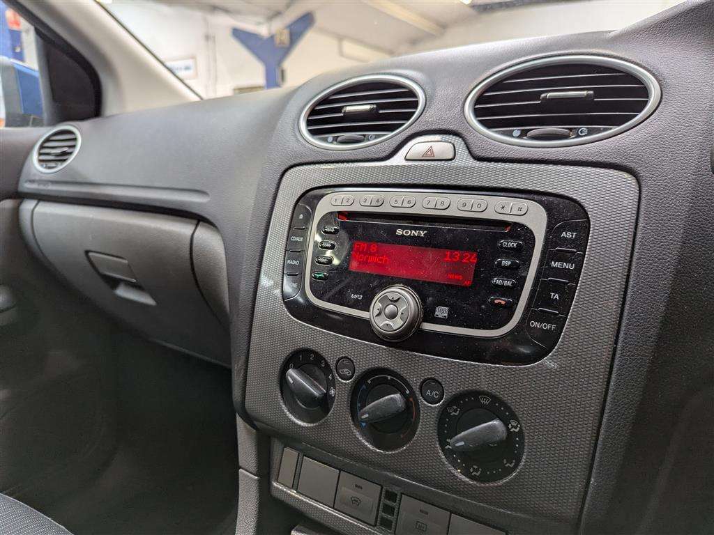 <p>2009 FORD FOCUS TITANIUM 125</p>