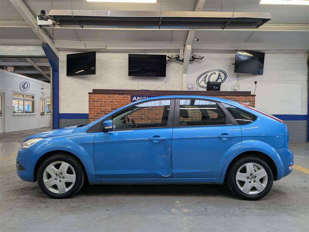 <p>2009 FORD FOCUS STYLE 100</p>