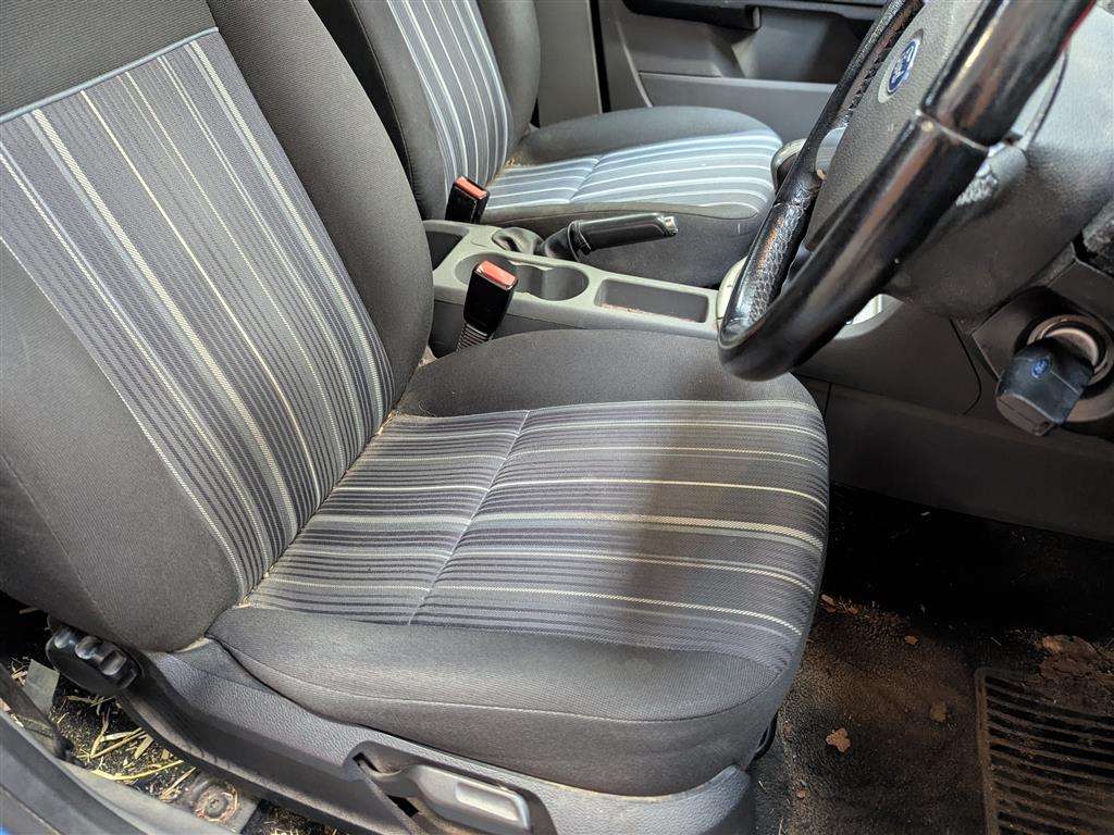 <p>2009 FORD FOCUS STYLE 100</p>