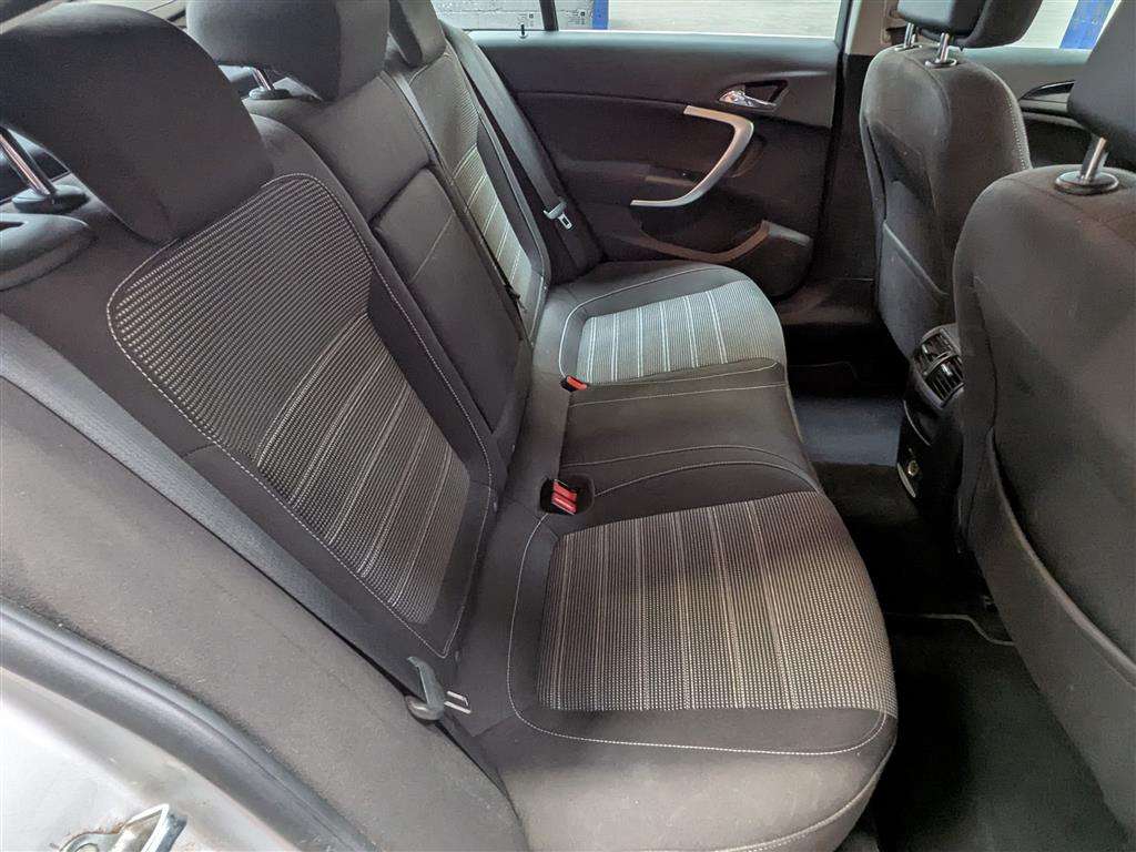 <p>2011 VAUXHALL INSIGNIA SRI NAV CDTI A</p>