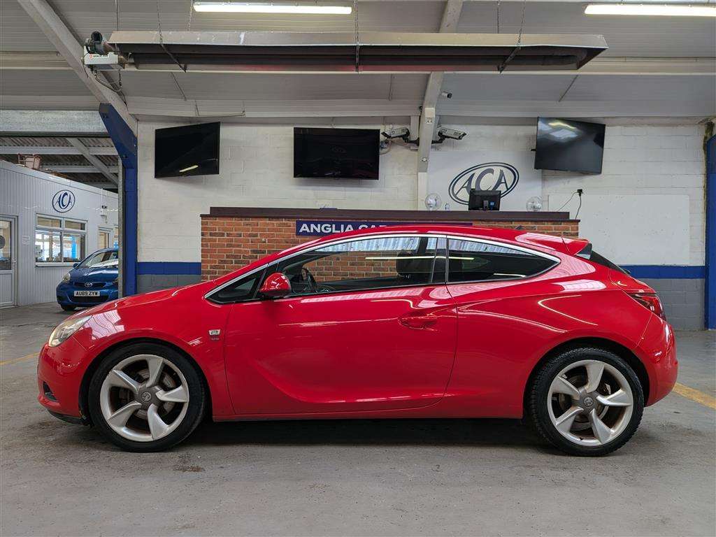 <p>2012 VAUXHALL ASTRA GTC SRI CDTI S/S</p>