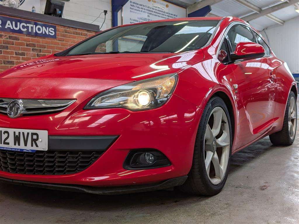 <p>2012 VAUXHALL ASTRA GTC SRI CDTI S/S</p>