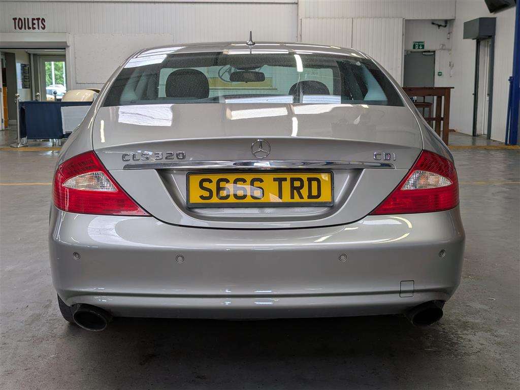<p>2007 MERCEDES CLS 320 CDI AUTO</p>