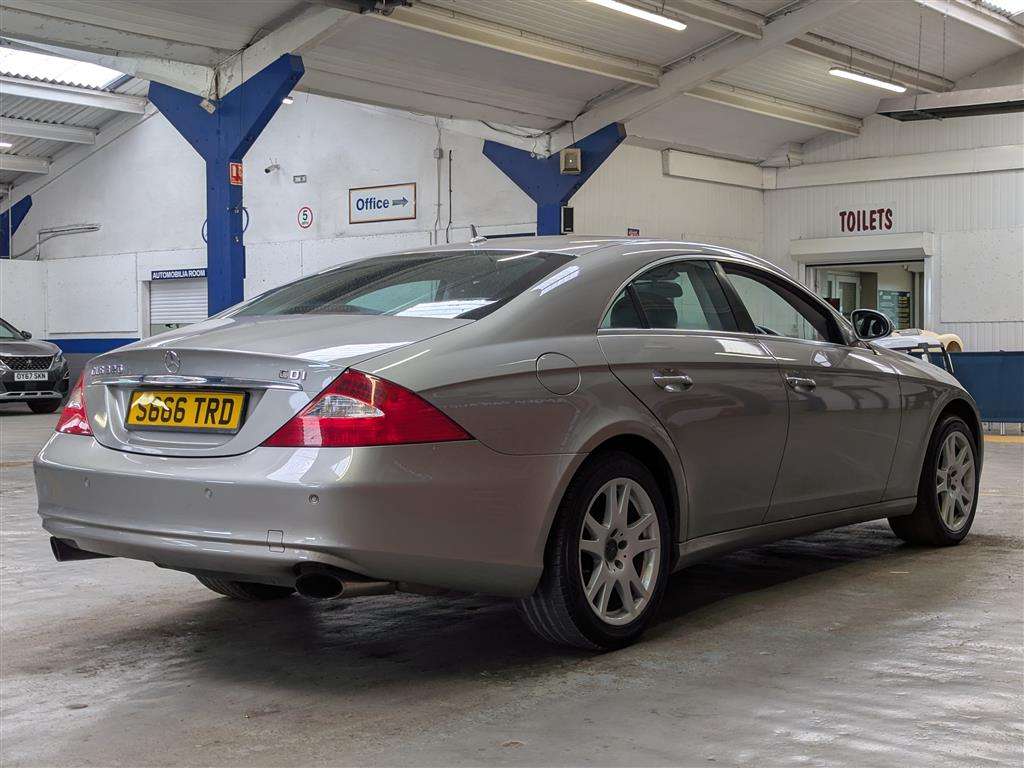 <p>2007 MERCEDES CLS 320 CDI AUTO</p>