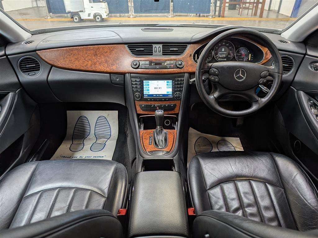 <p>2007 MERCEDES CLS 320 CDI AUTO</p>
