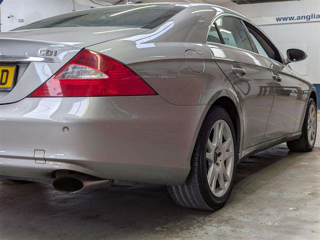 <p>2007 MERCEDES CLS 320 CDI AUTO</p>