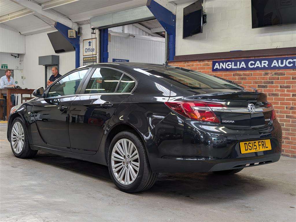 <p>2015 VAUXHALL INSIGNIA DESIGN CDTI ECO</p>