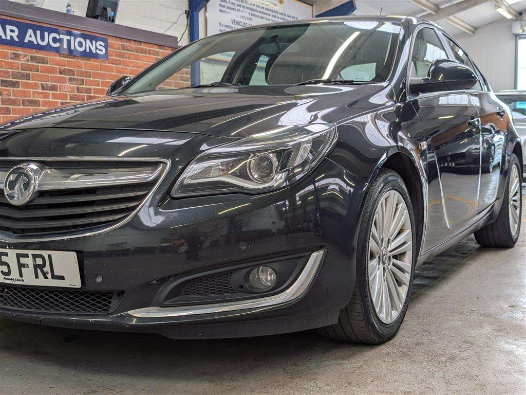 <p>2015 VAUXHALL INSIGNIA DESIGN CDTI ECO</p>