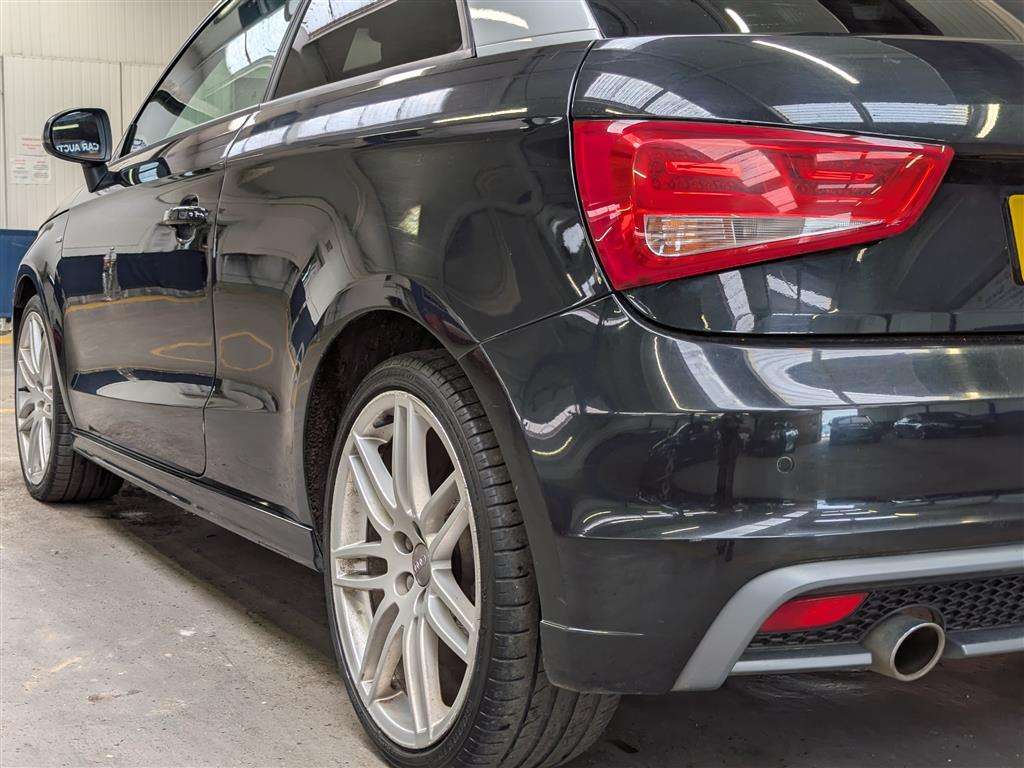 <p>2011 AUDI A1 S LINE TDI</p>