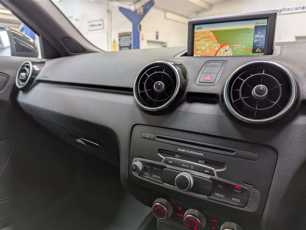 <p>2011 AUDI A1 S LINE TDI</p>