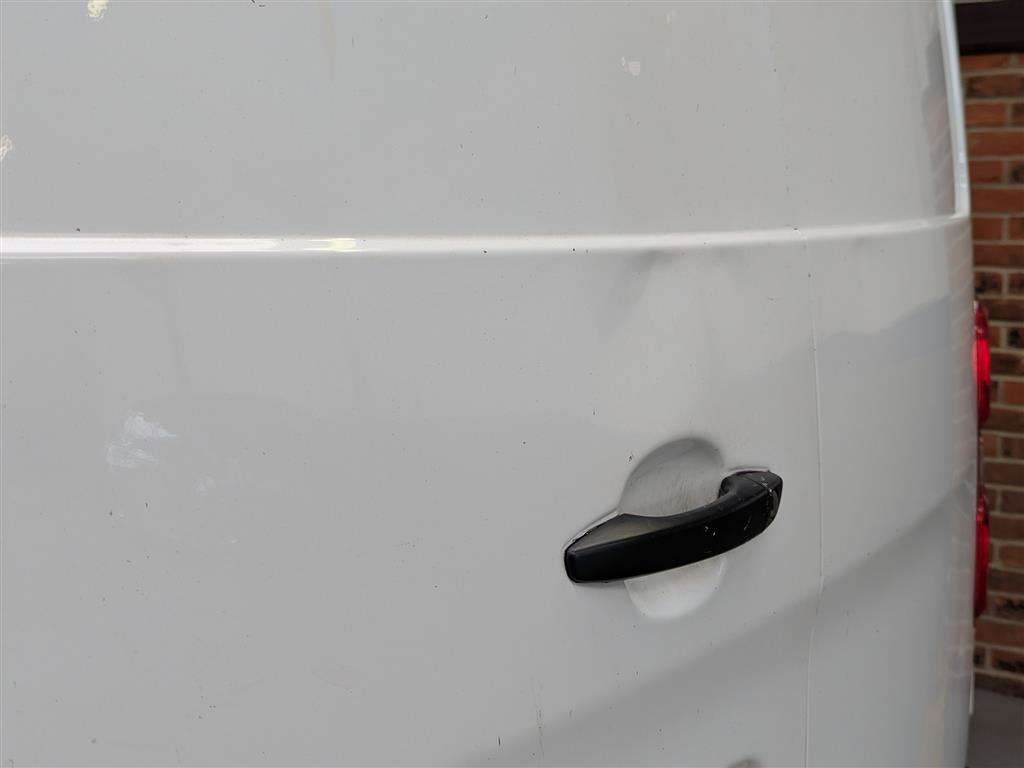 <p>2020 VAUXHALL VIVARO 2900 EDITION S/S</p>