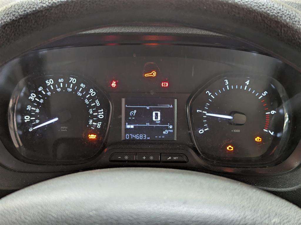 <p>2020 VAUXHALL VIVARO 2900 EDITION S/S</p>