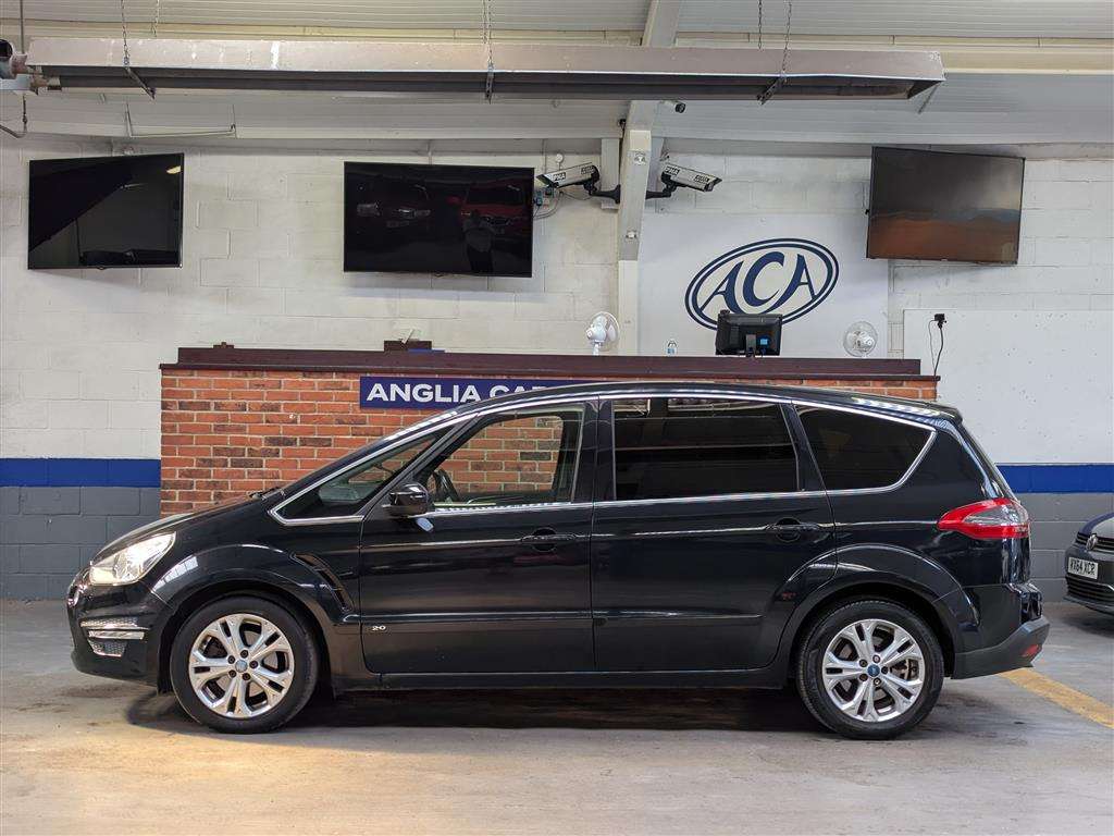 <p>2010 FORD S-MAX TITANIUM TDCI</p>
