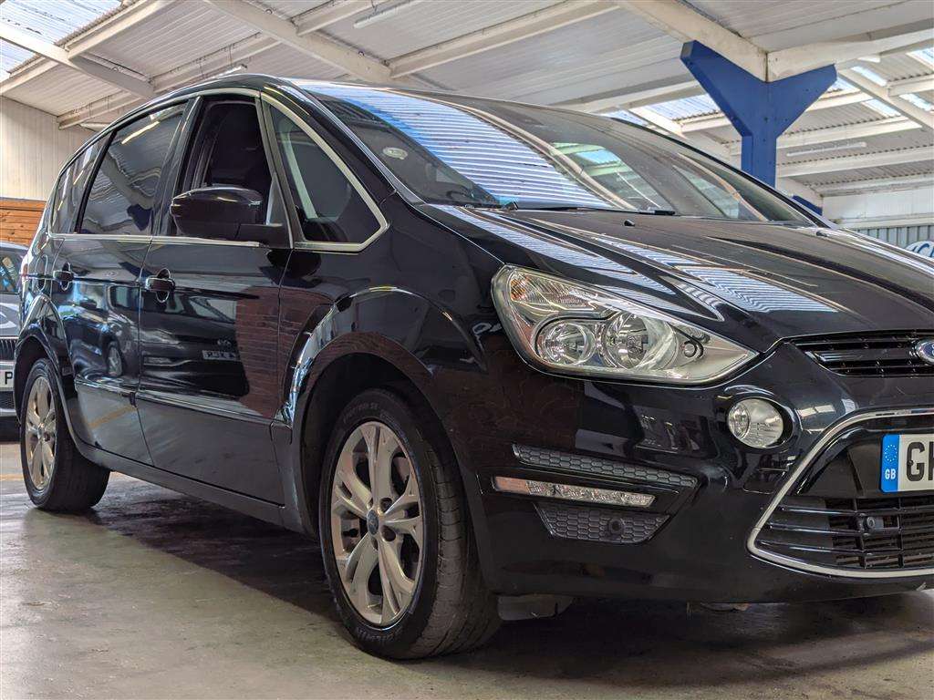 <p>2010 FORD S-MAX TITANIUM TDCI</p>