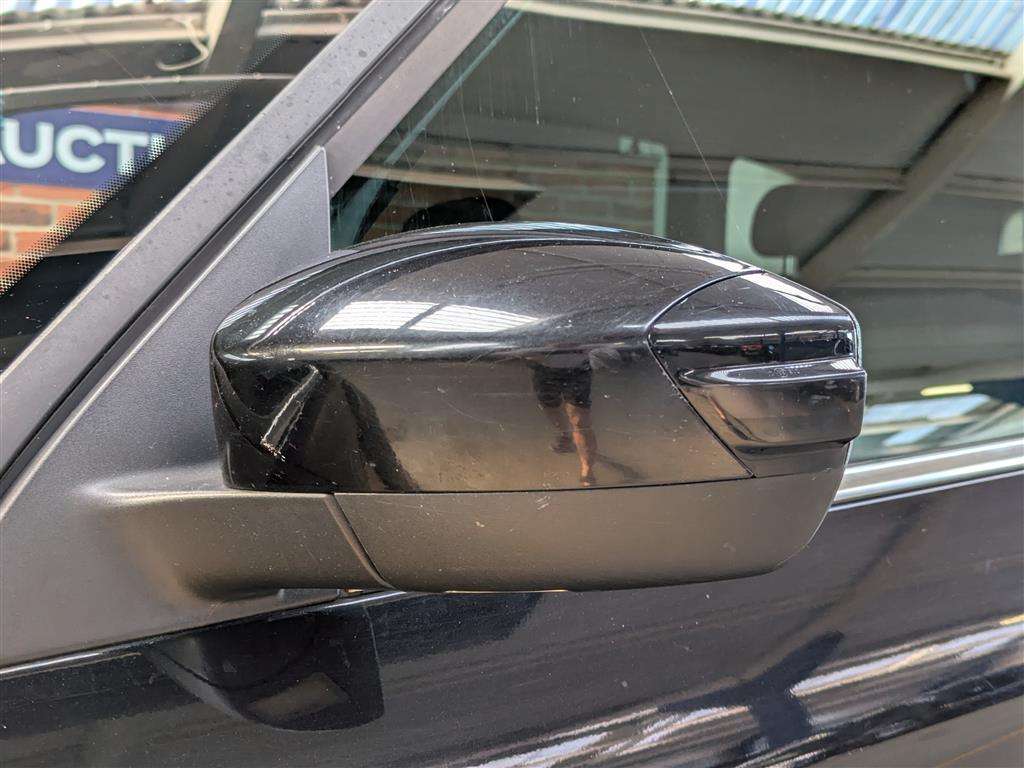 <p>2010 FORD S-MAX TITANIUM TDCI</p>