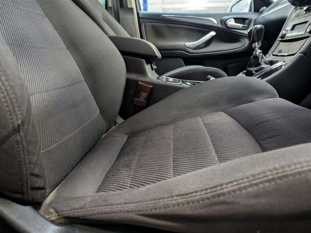 <p>2010 FORD S-MAX TITANIUM TDCI</p>