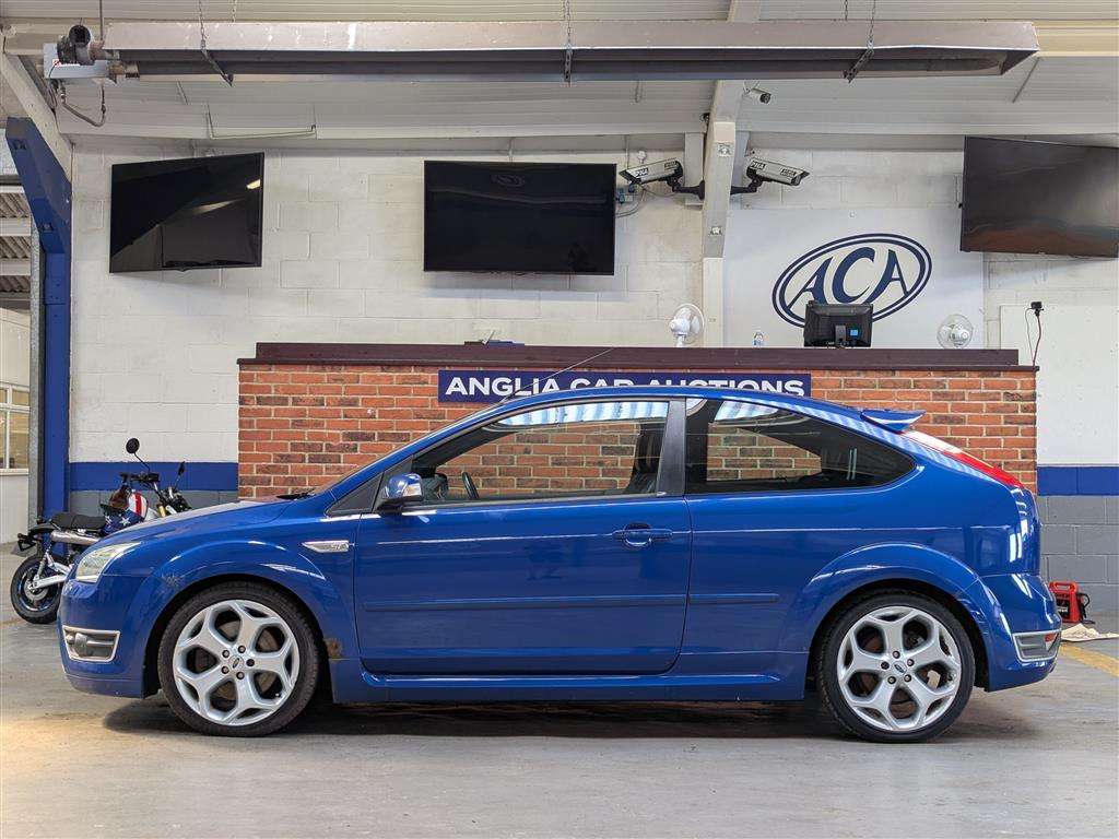 <p>2006 FORD FOCUS ST-3</p>