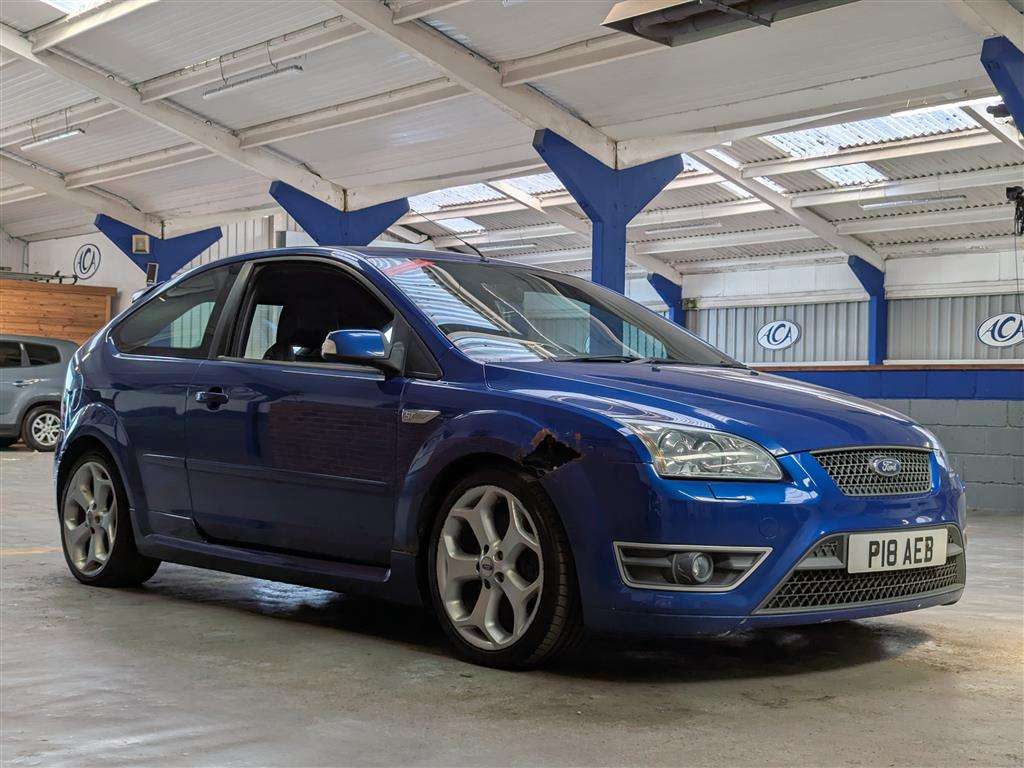 <p>2006 FORD FOCUS ST-3</p>