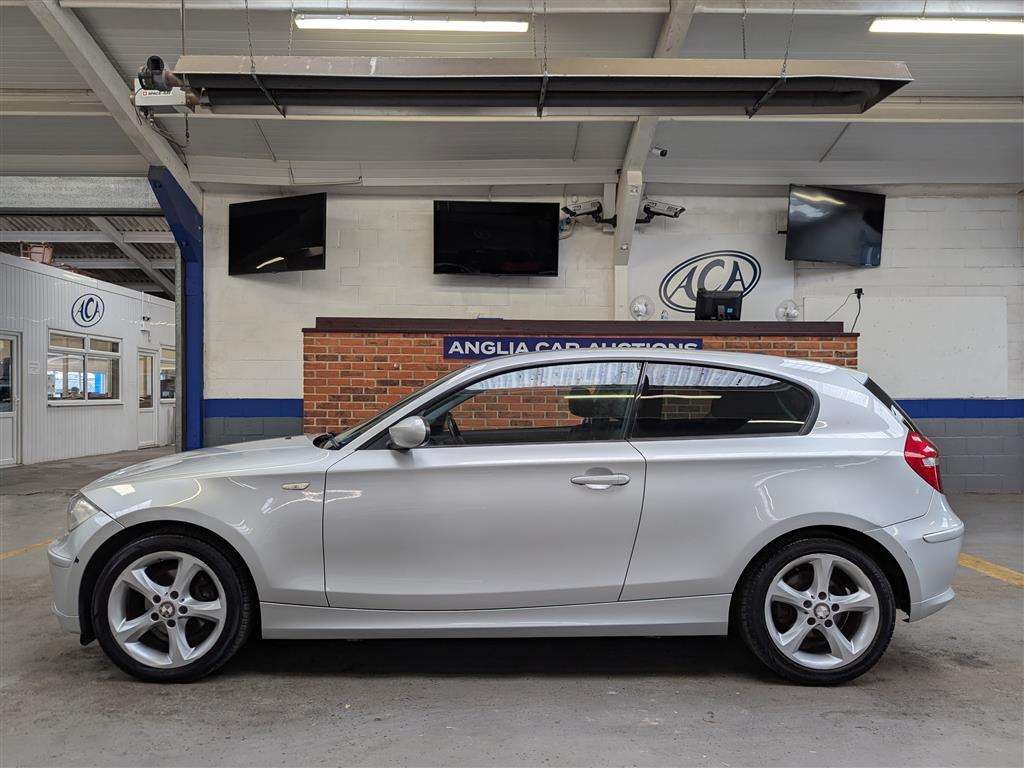 <p>2009 BMW 116I SPORT AUTO</p>