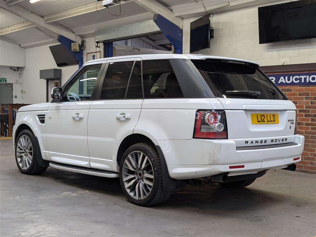 <p>2010 LAND ROVER RANGE ROVER SP HSE TDV6 A</p>