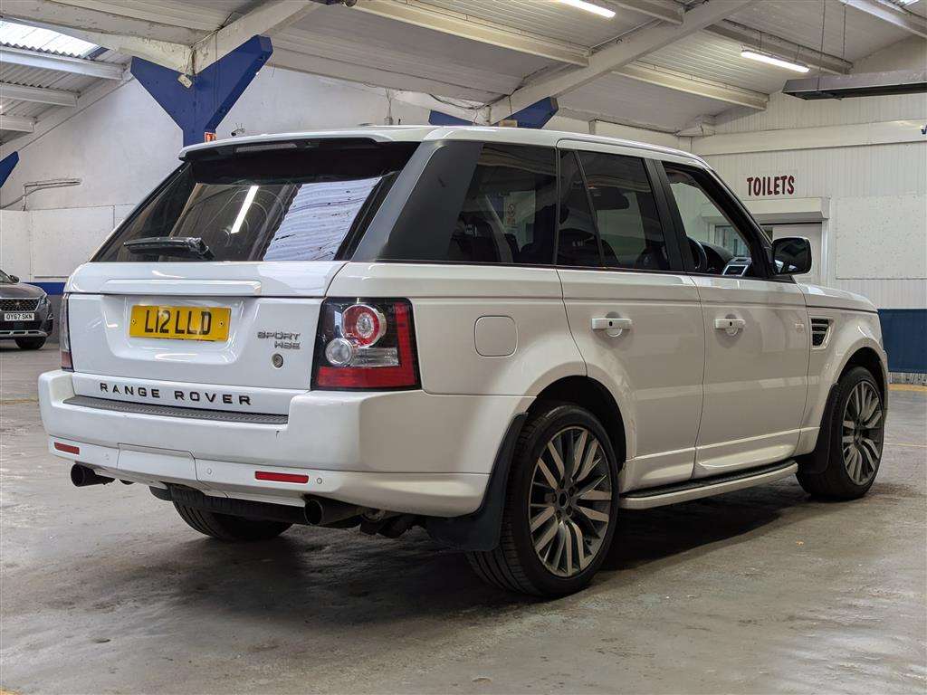 <p>2010 LAND ROVER RANGE ROVER SP HSE TDV6 A</p>