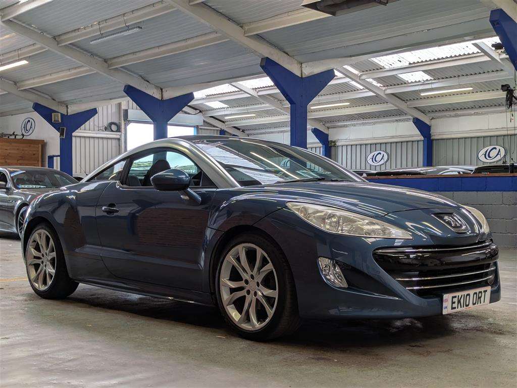 <p>2010 PEUGEOT RCZ GT THP 156</p>
