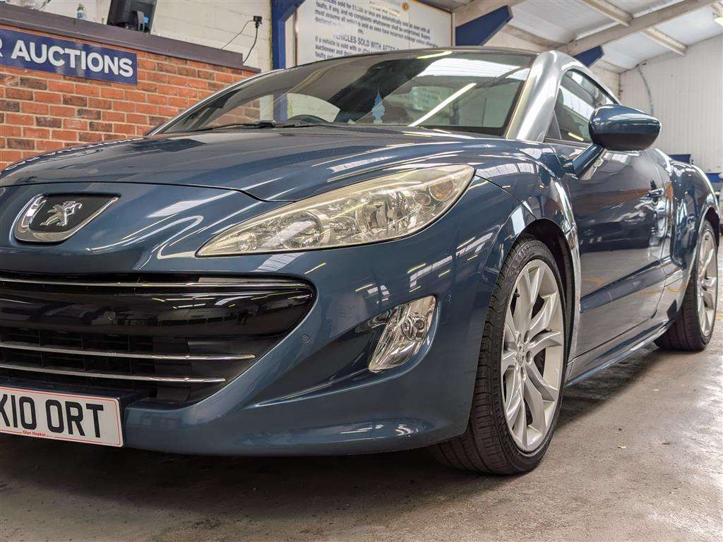 <p>2010 PEUGEOT RCZ GT THP 156</p>