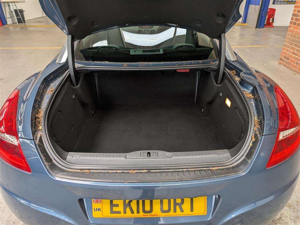 <p>2010 PEUGEOT RCZ GT THP 156</p>