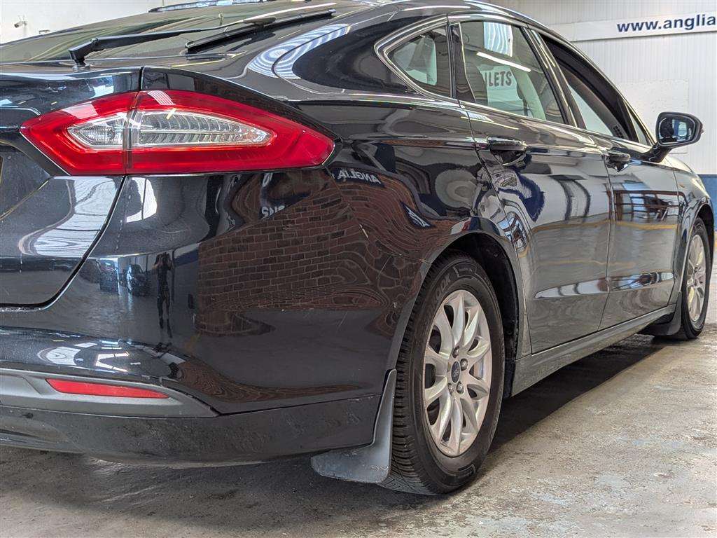 <p>2015 FORD MONDEO ZETEC ECONETIC TDC</p>