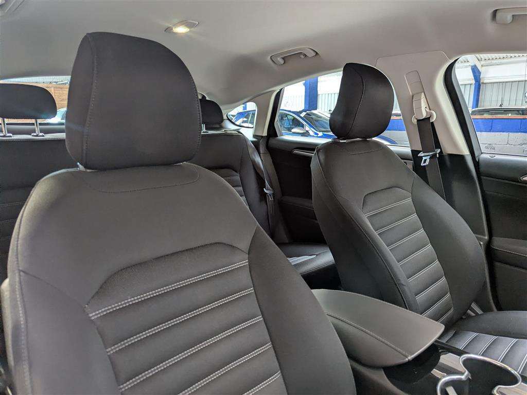 <p>2015 FORD MONDEO ZETEC ECONETIC TDC</p>