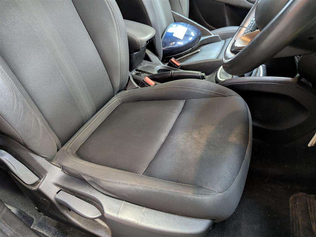 <p>2018 FIAT TIPO EASY + T-JET</p>