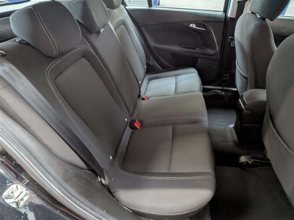<p>2018 FIAT TIPO EASY + T-JET</p>