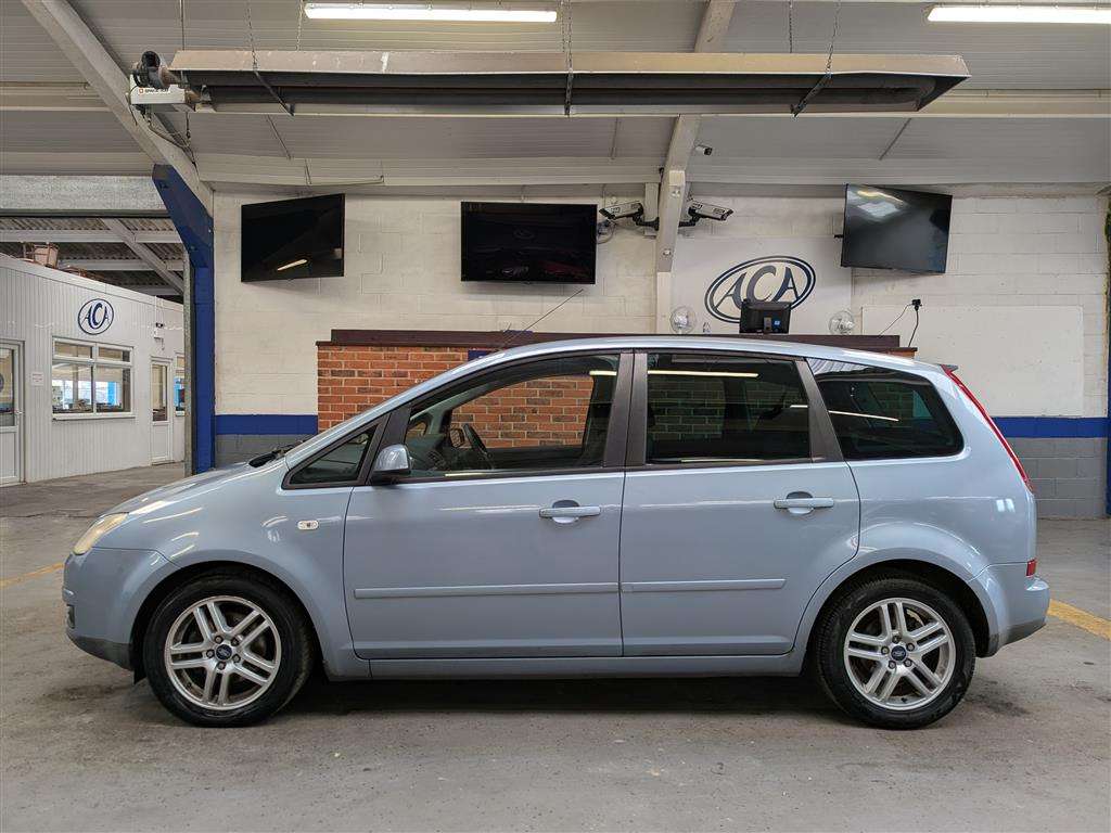 <p>2007 FORD FOCUS C-MAX ZETEC **SOLD</p>