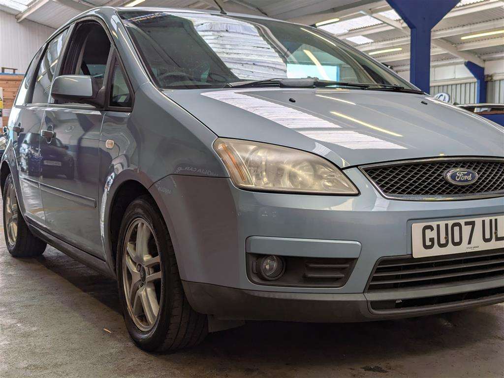 <p>2007 FORD FOCUS C-MAX ZETEC **SOLD</p>