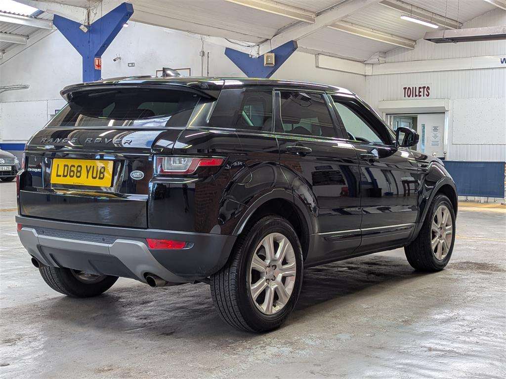 <p>2018 LAND ROVER RANGE ROVER EVOQUE SE TEC</p>