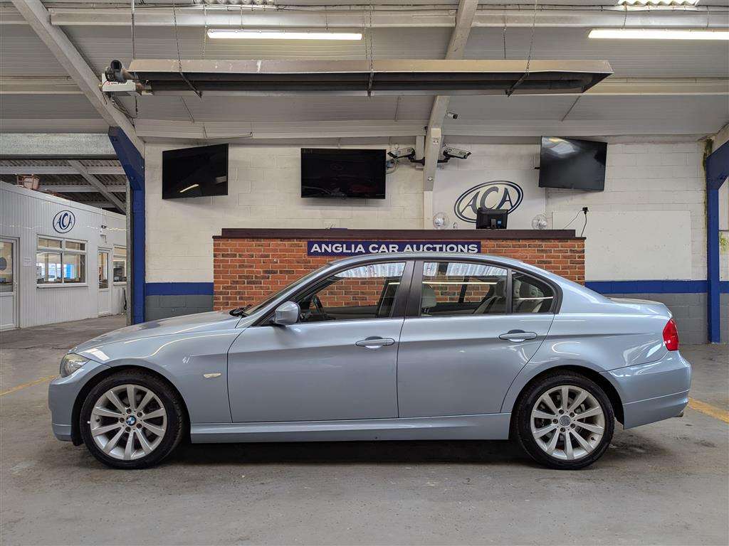 <p>2009 BMW 318I SE AUTO</p>